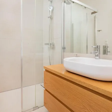 Lägenhet Neptun Park Spacious 3-bedroom By Renters Gdańsk