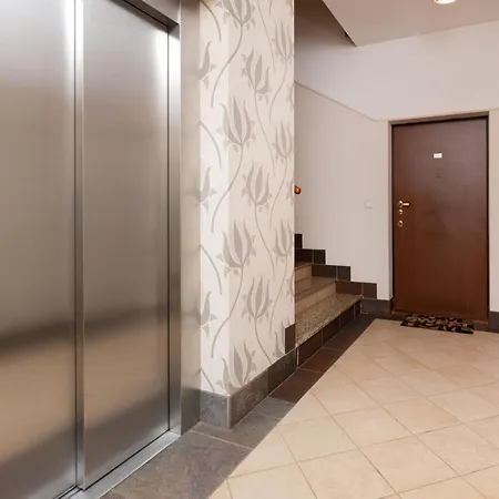 Lägenhet Neptun Park Spacious 3-bedroom By Renters