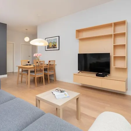 Apartament Neptun Park Spacious 3-bedroom By Renters *