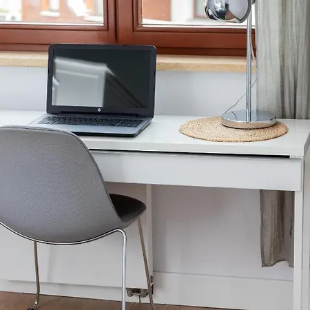 Neptun Park Spacious 3-bedroom By Renters *