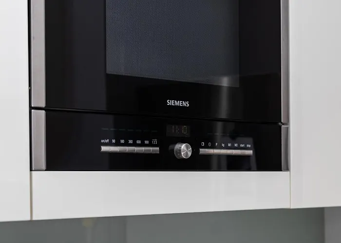 Neptun Park Spacious 3-bedroom By Renters Apartman