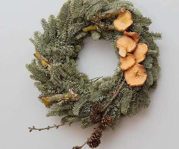 Neptun Park Spacious 3-bedroom By Renters 公寓