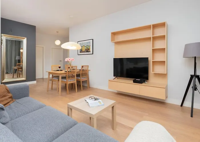 公寓 Neptun Park Spacious 3-bedroom By Renters *