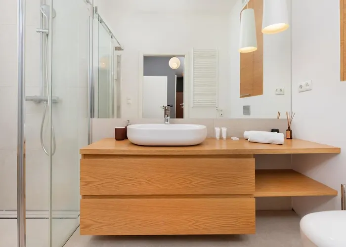 Neptun Park Spacious 3-bedroom By Renters 格但斯克