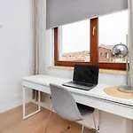 Neptun Park Spacious 3-bedroom By Renters Apartmán