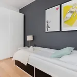 Apartmán Neptun Park Spacious 3-bedroom By Renters